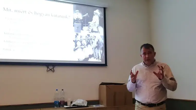 Dr. Varga Sándor előadása a Hagyományok Házában