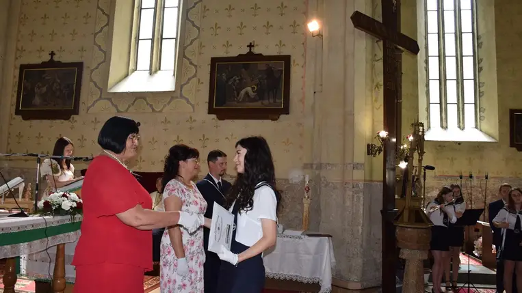 Diplomaátadó a II. Rákóczi Ferenc Kárpátaljai Magyar Főiskola Szakgimnáziumában