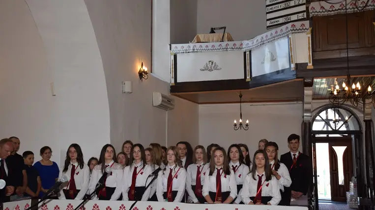 Ballagás a Nagyberegi Református Líceumban