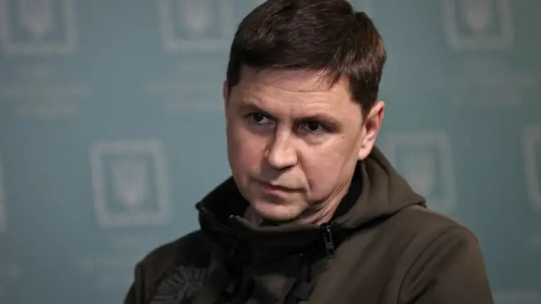 Podoljak: minél távolabbra repül az amerikai HIMARS rakétavető lövedéke, annál hamarabb ér véget a háború