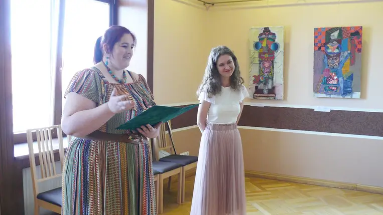 Ruszin Noémi bemutatkozó tárlata Beregszászban