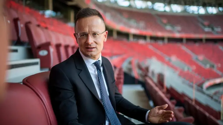Szijjártó Péter: Van forgatókönyv arra az esetre is, ha ki kell menekíteni a kárpátaljai magyarokat