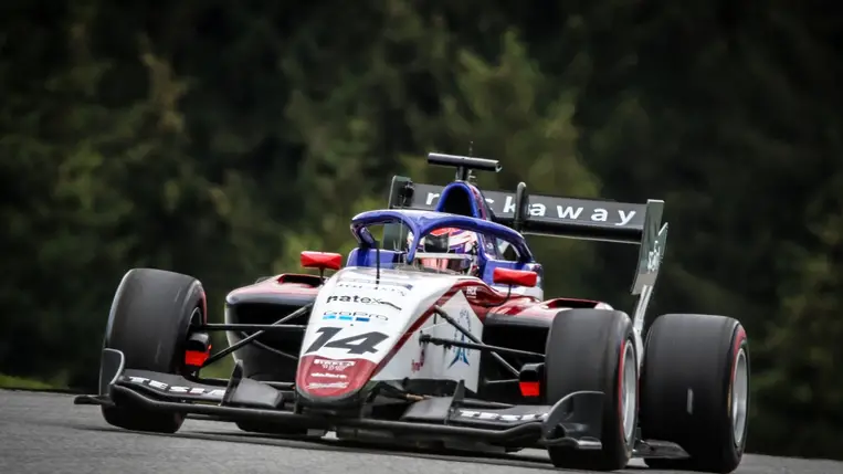 Hazai pályán versenyez a Formula 3-as mezőnyben Tóth László
