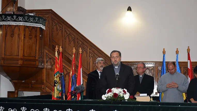 A diplomaátadó ünnepségre – melyet online is közvetítettek – június elsején a beregszászi református templomban került sor. Fotó: Kovács Erzsébet