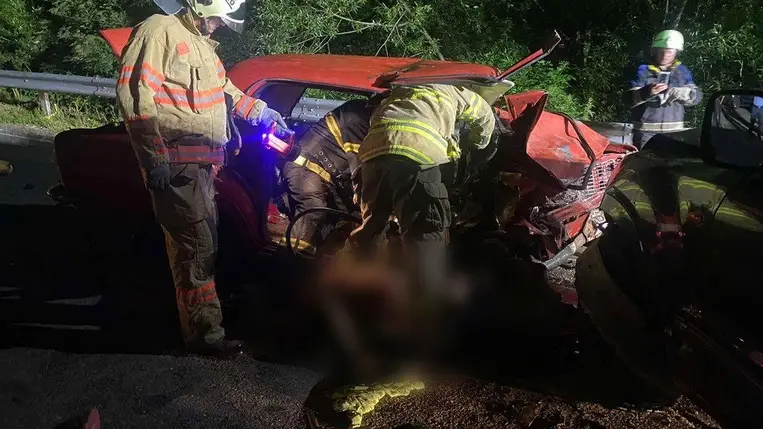 Kárpátalján egy közúti balesetben egy ember meghalt, hatan pedig megsebesültek