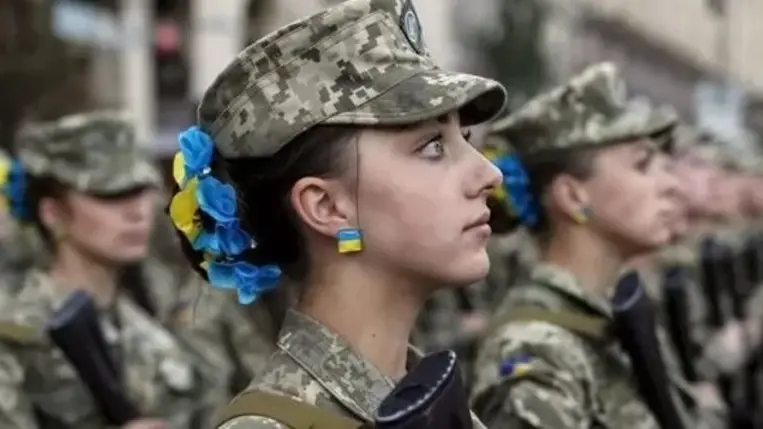 Honvédelmi Minisztérium: Ma nincs szükség a nők mozgósítására