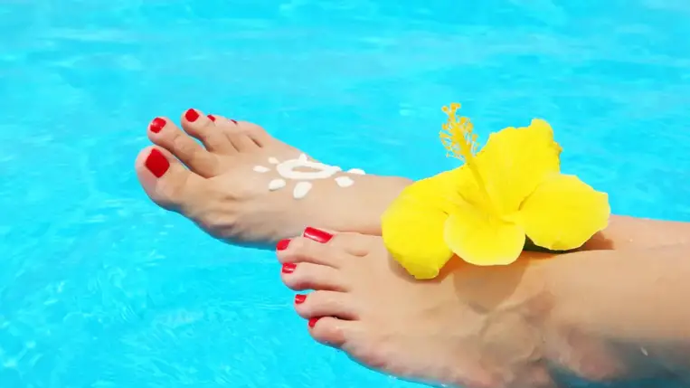  Amit a pedikűrösöd szeretne, hogy tudj – de illendőségből nem mondja 