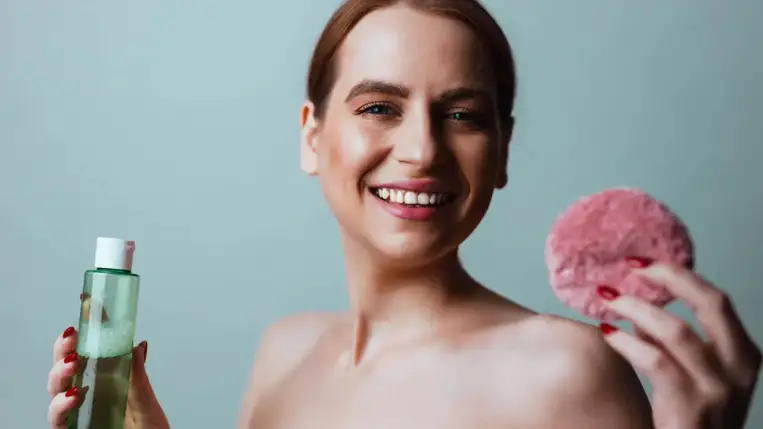  A legrosszabb sminkszokások, amik tönkrevágják a bőrödet 