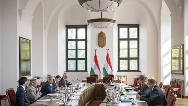 Megalakult a Védelmi Tanács