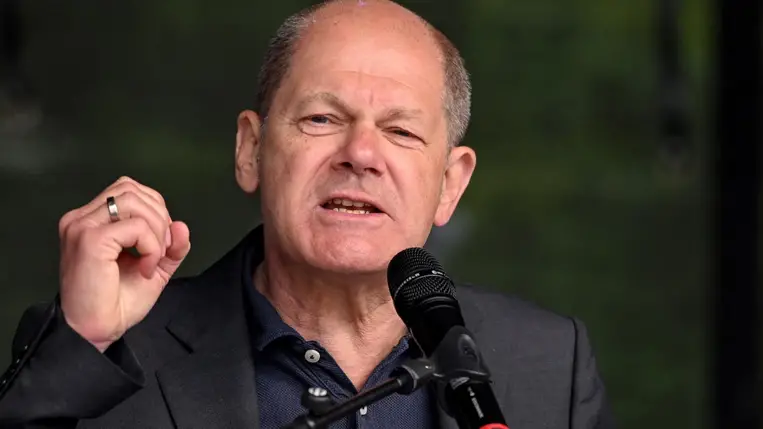 Scholz: Németország légvédelmi rendszerekkel is támogatja Ukrajnát