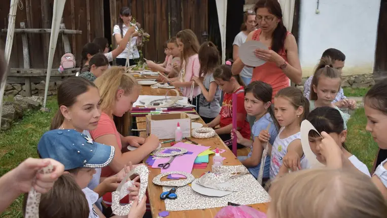 Pünkösdi foglalkozás a Nagyberegi Tájházban