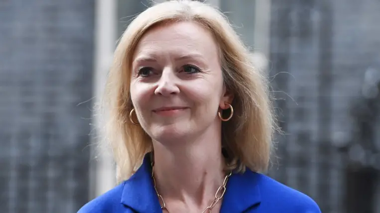 Brit külügyminiszter: nincs jogérvénye a donyecki orosz bíróság által két brit állampolgárra kirótt halálos ítéletnek