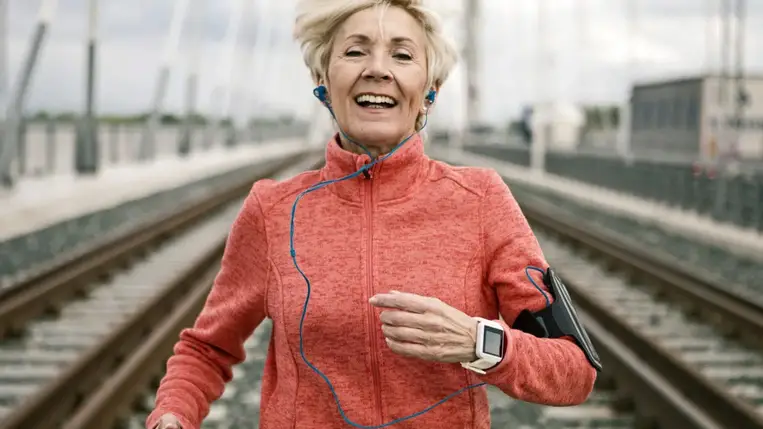 Kiderült: 60 éves kor előtt nem lassul le az anyagcsere – más áll a hízás hátterében