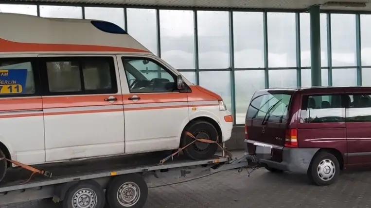 Túlsúlyos járműszerelvény a beregsurányi közúti határátkelőhelyen