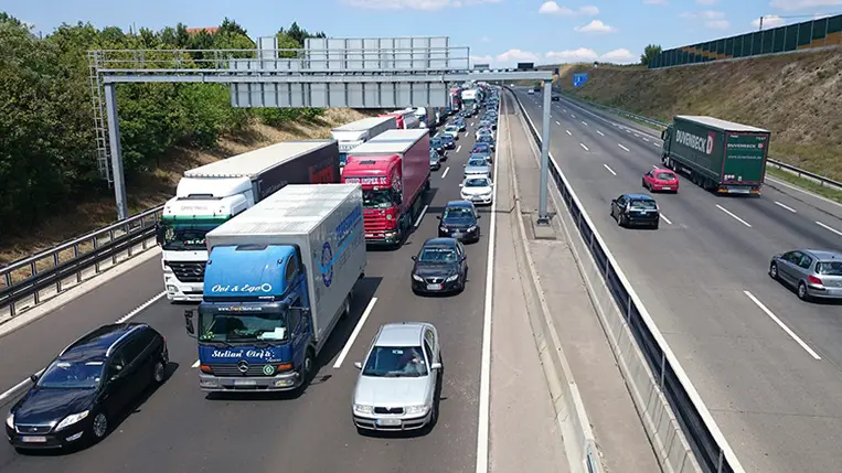 TIM: Júliustól sem kell fuvarozási engedély az ukrán teherautókra