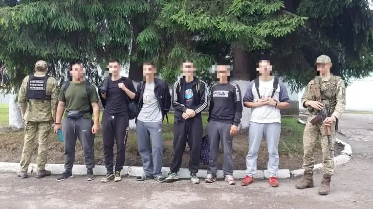 Egy csoport hadköteles férfi próbált átjutni az ukrán határon, lebuktak