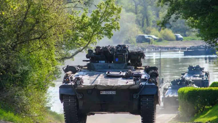 A német kormány eddig több százmillió euró értékű ukrajnai fegyverszállításra adott engedélyt