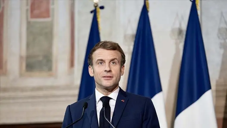 Macron szerint az orosz elnök "történelmi és alapvető hibát" követett el Ukrajna megtámadásával