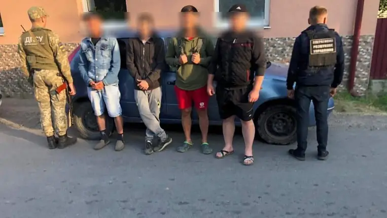 Pénzbüntetést kaptak az illegális határátlépéssel próbálkozó hadkötelesek Kárpátalján
