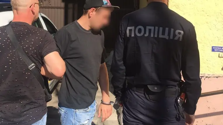 Kárpátalján kábítószer-kereskedőt vettek őrizetbe a rendőrök