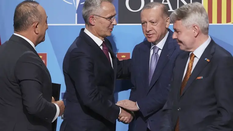 Törökország belegyezett Svédország és Finnország NATO-tagságának támogatásába