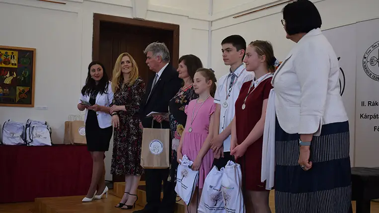 A harmadik alkalommal megrendezett ZeneVarázslat záró rendezvényére a beregszászi II. Rákóczi Ferenc Kárpátaljai Magyar Főiskola Esztergom termében került sor. Fotó: Kovács Elemér