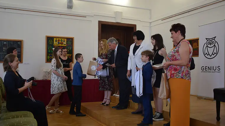 A harmadik alkalommal megrendezett ZeneVarázslat záró rendezvényére a beregszászi II. Rákóczi Ferenc Kárpátaljai Magyar Főiskola Esztergom termében került sor. Fotó: Kovács Elemér