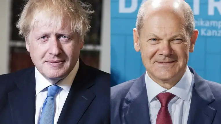 Johnson és Scholz: Oroszország nagy árat fizetne, ha megtámadná Ukrajnát