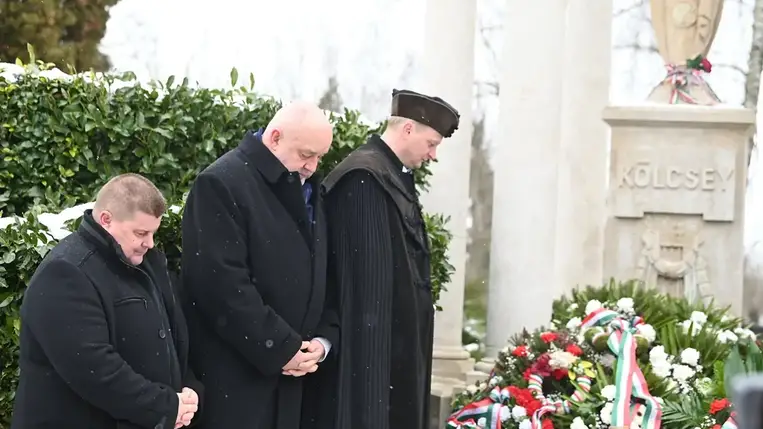 Megemlékezés Szatmárcsekén és Badalóban