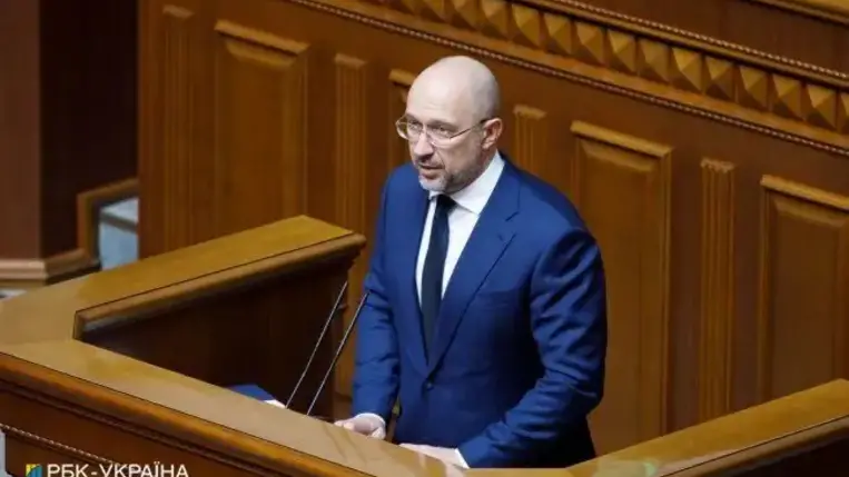 Május 1-től emelkednek a nyugdíjak Ukrajnában