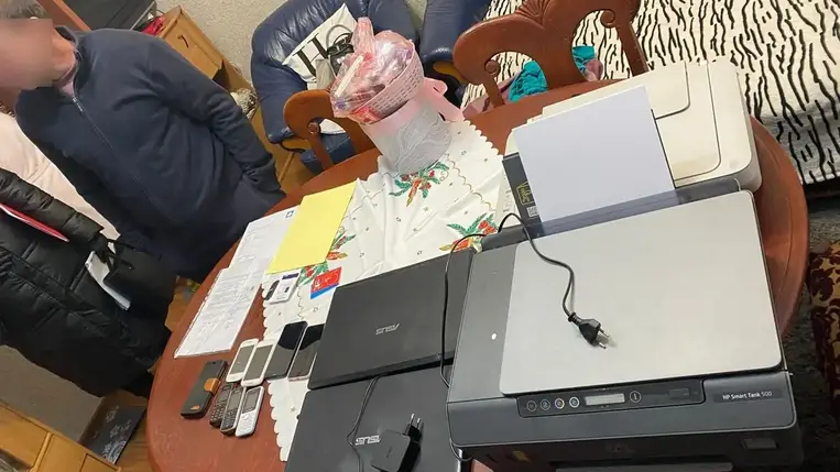 Házkutatást tartottak egy beregvidéki férfinél, aki oltási igazolásokat hamisított