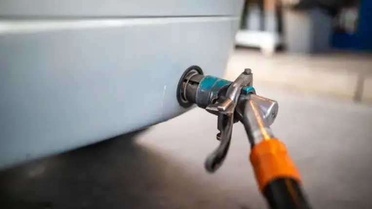 A kazahsztáni ellátási problémák miatt, emelkedhet az autógáz ára Ukrajnában, habár minden adott volt az autógáz árának csökkenésére.