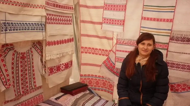 Azzal, hogy a beregi keresztszemes hímzés nemrég hungarikummá vált, a figyelem újból azok felé a népművészeti értékek felé fordult. Fotó: Archiv felvétel
