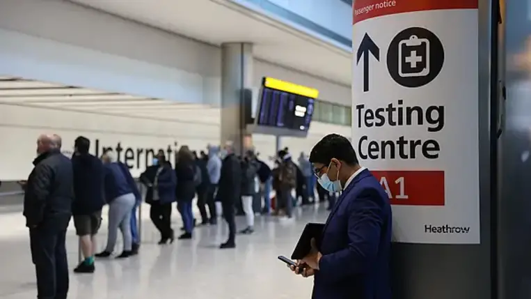 Franciaországban egy hét alatt csaknem 10 millióan tesztelték magukat