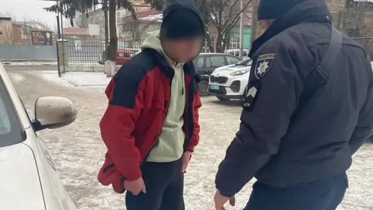 Hamis bankjeggyel fizetett egy férfi Ungváron