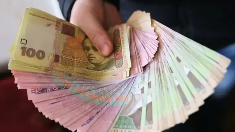 Hetymancev: A vállalkozások több mint 95%-a borítékban ad fizetést