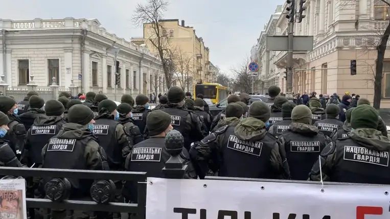 Hetymancev: Az csempészek finanszírozzák az egyéni vállalkozók tüntetését