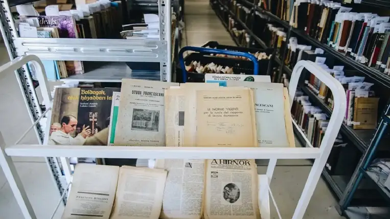 Értékes hagyatékok érkeztek Magyarországra a Mikes Kelemen Program keretében