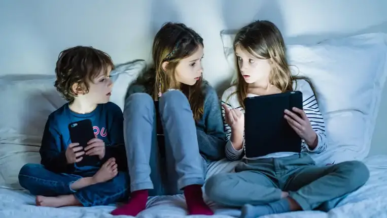 Az ébren töltött időnk harmadát mobilalkalmazásokra fordítjuk