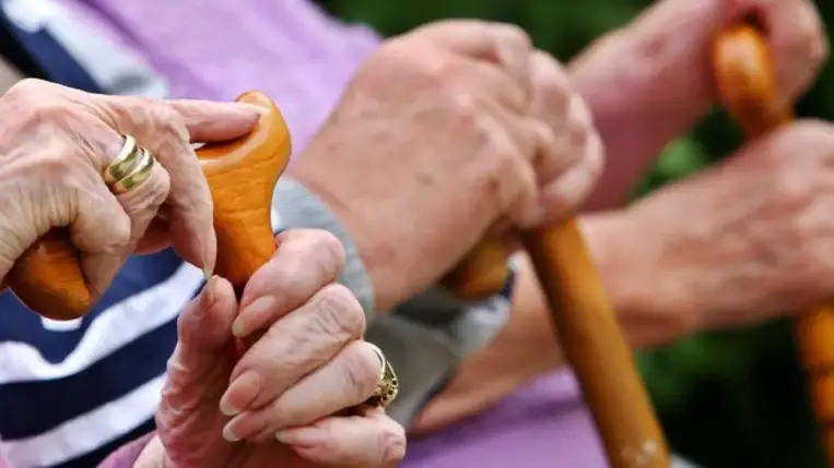Ukrajnában több mint 500 ezren kapnak 10 ezer hrivnya nyugdíjat