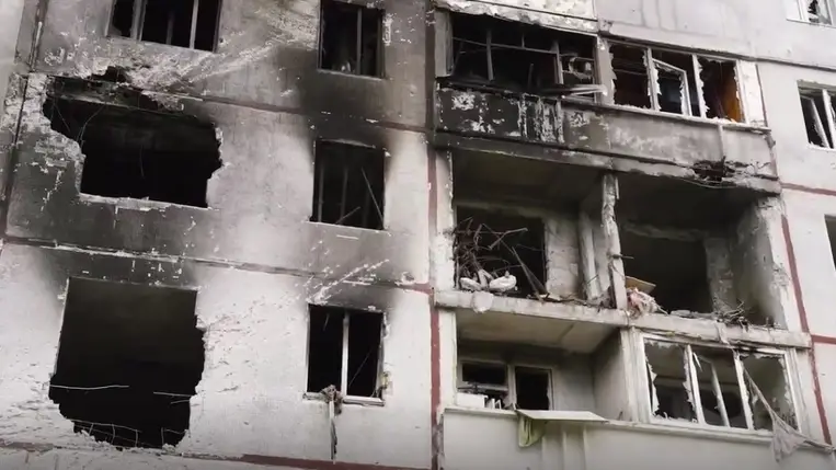 Harkivban több mint 150 holttest került elő a romok alól