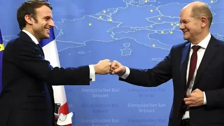 Macron–Scholz-találkozó Berlinben – új tandem Európa élén