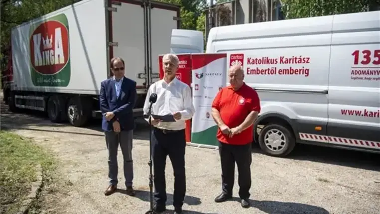 Baranyai kistelepülések nyolctonnányi adományt gyűjtöttek a menekülteknek