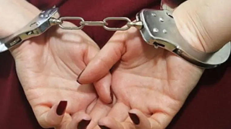 Több mint háromszáz vállalkozást károsított meg egy nő