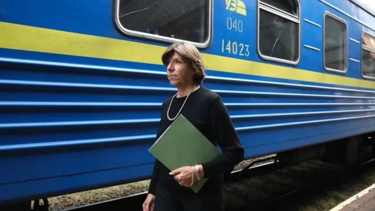 Francia külügyminiszter: Franciaország az ukránok oldalán áll