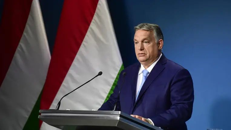 Orbán: háborús veszélyhelyzetet hirdet a kormány