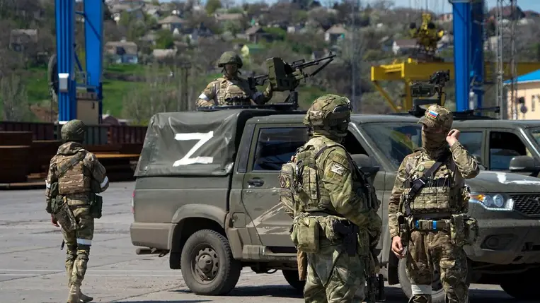 Brit katonai hírszerzés: Súlyos veszteségek az orosz hadsereg alacsonyabb rendfokozatú tisztjei körében