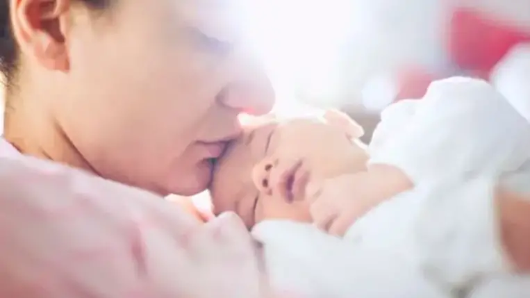 Szülés után: mutatjuk, meddig tart a regenerálódás