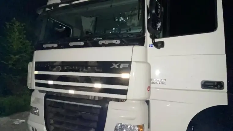 Határátkelő közelében verekedtek össze a kamionsofőrök