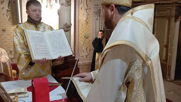 Luscsák Nílus püspök diakónussá szentelte Benzo Györgyöt